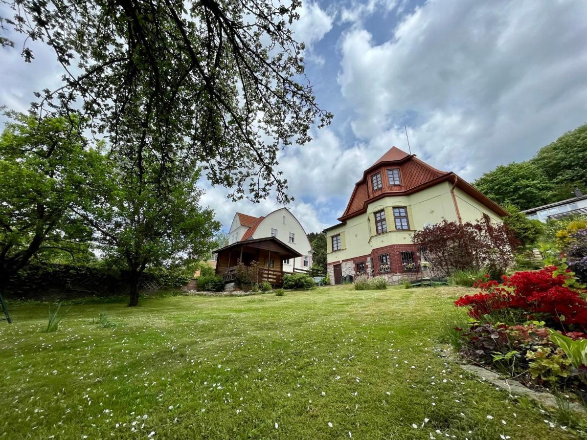 Chalupa Sunny Cottage สโวโบดา นาด อูโปว์ ภายนอก รูปภาพ